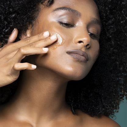 Exclusive toning gel fades dark areas and marks