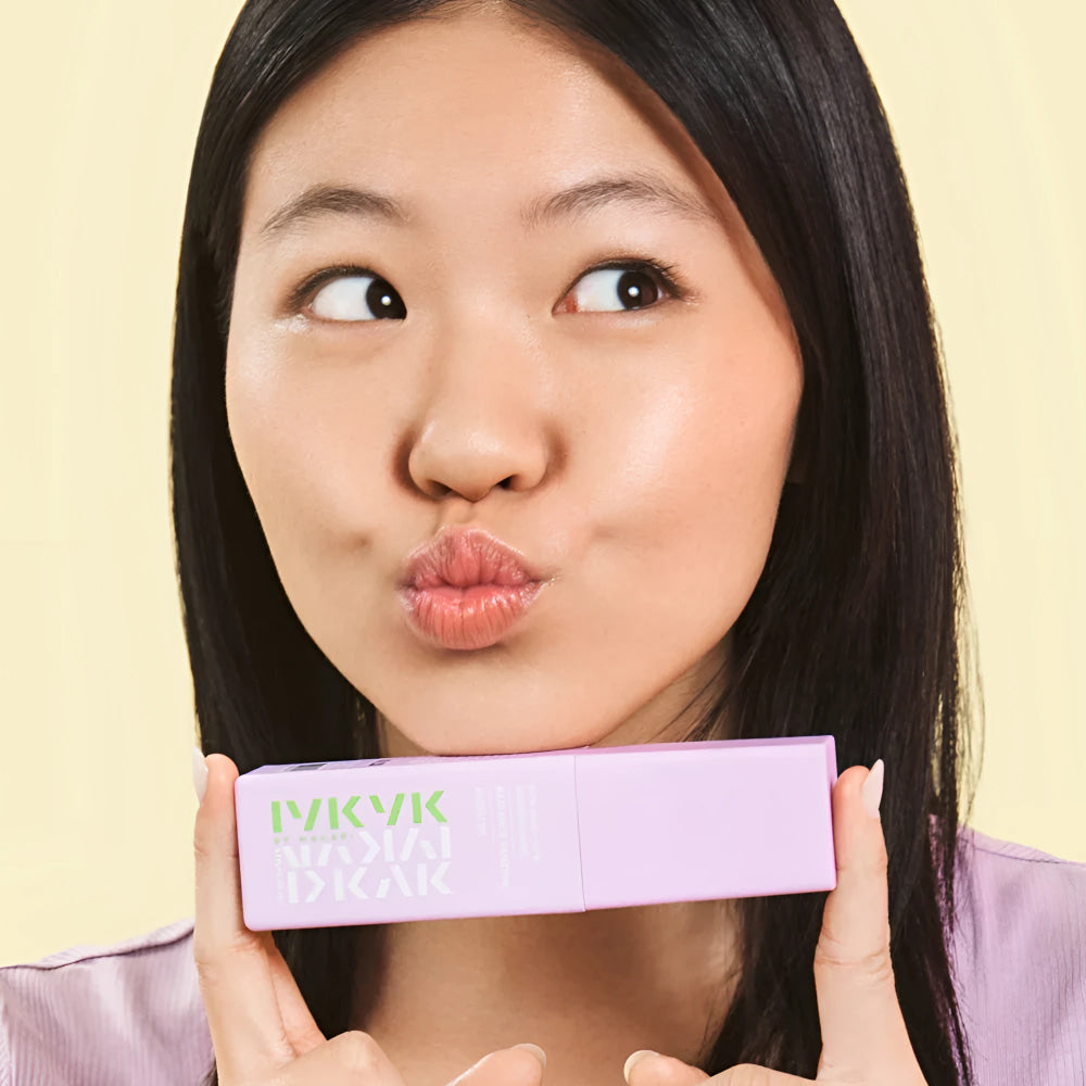 Glycolic and lactic acid face serum with fruit extract